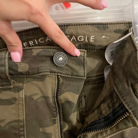 American Eagle Jeans - Picture 4 of 7
